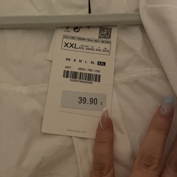 NWT Zara wrap top, so crisp! - Picture 2 of 4